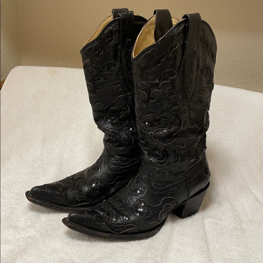 Corral cowboy boots